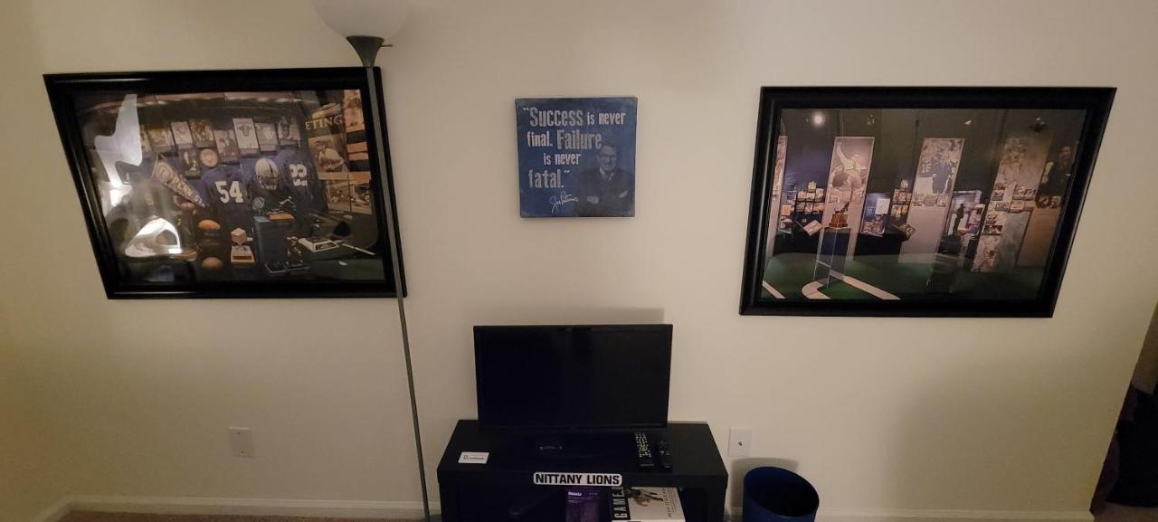Apartment Lion's Den! 3 Bd 2 Bth *